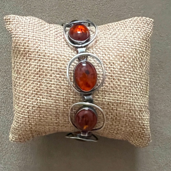 Authentic Baltic Amber & silver bracelet - Picture 2 of 9